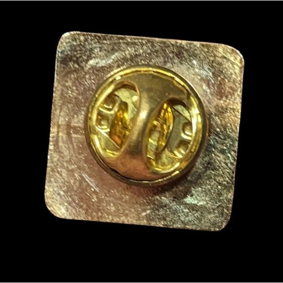 Vintage Motorola Six Sigma White And Gold Tone Lapel Pin - Picture 2 of 4